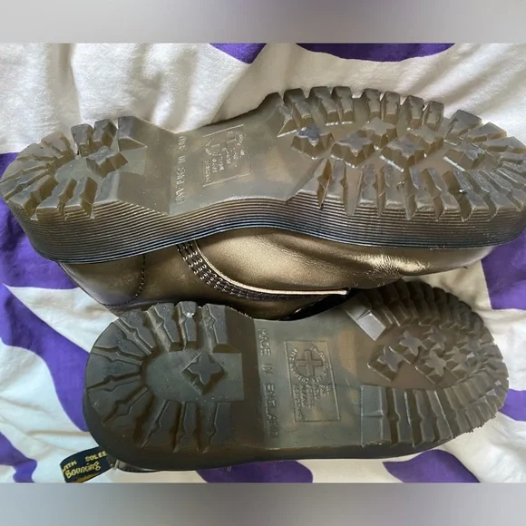 DR. MARTENS VINTAGE MADE IN ENGLAND 8217 LUG SOLE PLATFORM COMBAT HIKER BOOTS - Picture 5 of 6